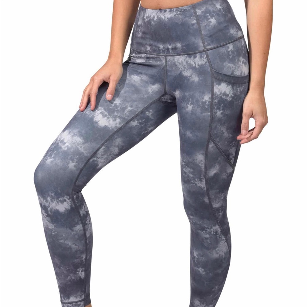 90 Degrees Leggings NWT